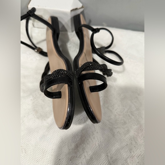 Black Women's Strappy Sandals - Picture 5 of 7